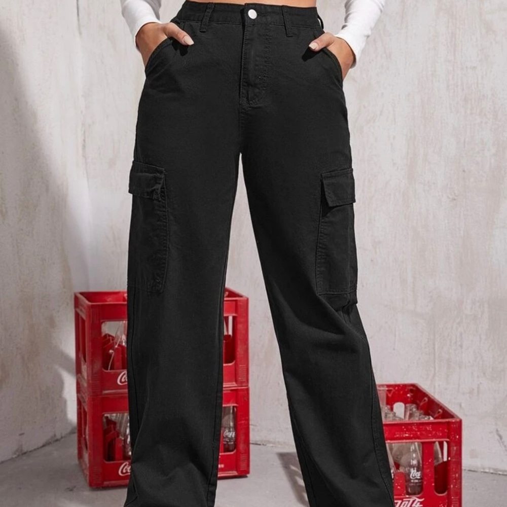 Black cargo pants
